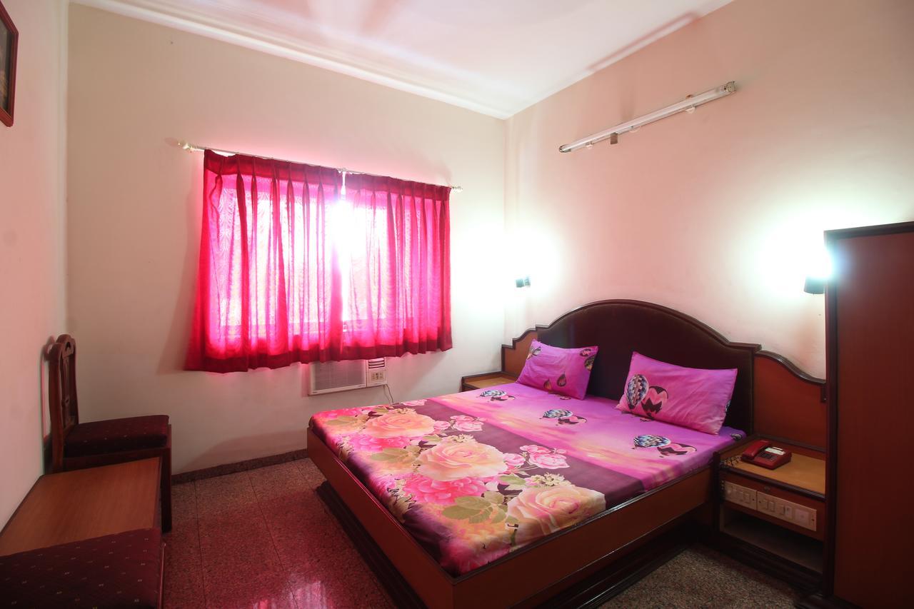 Soubhagya Inn Silvassa Buitenkant foto