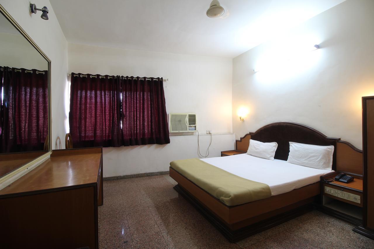 Soubhagya Inn Silvassa Buitenkant foto